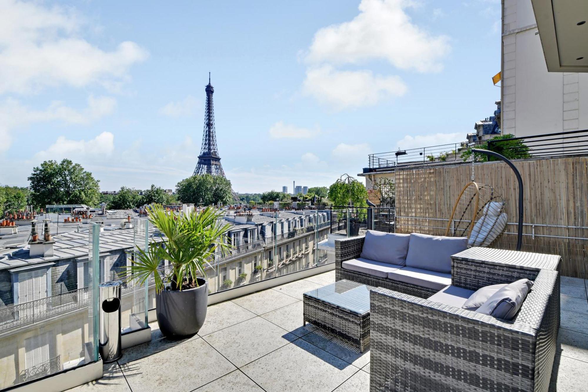 Vue Exceptionnelle Sur La Tour Eiffel Paris